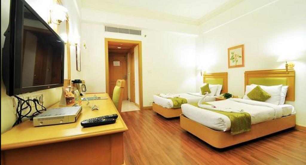 Hotel Abad Atrium Kochi Exteriér fotografie