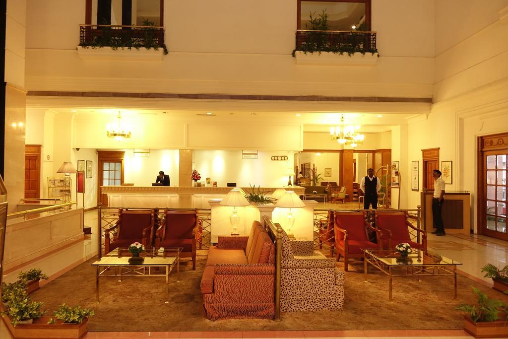 Hotel Abad Atrium Kochi Exteriér fotografie